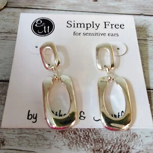 NWT Modern Silver Plated Dangle Earrings for Sensitive Ears